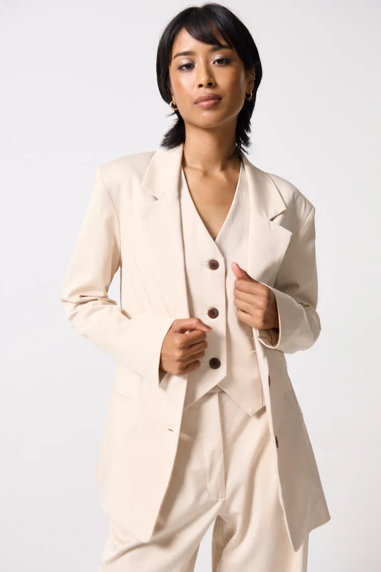 DELIA TAILORED VEST