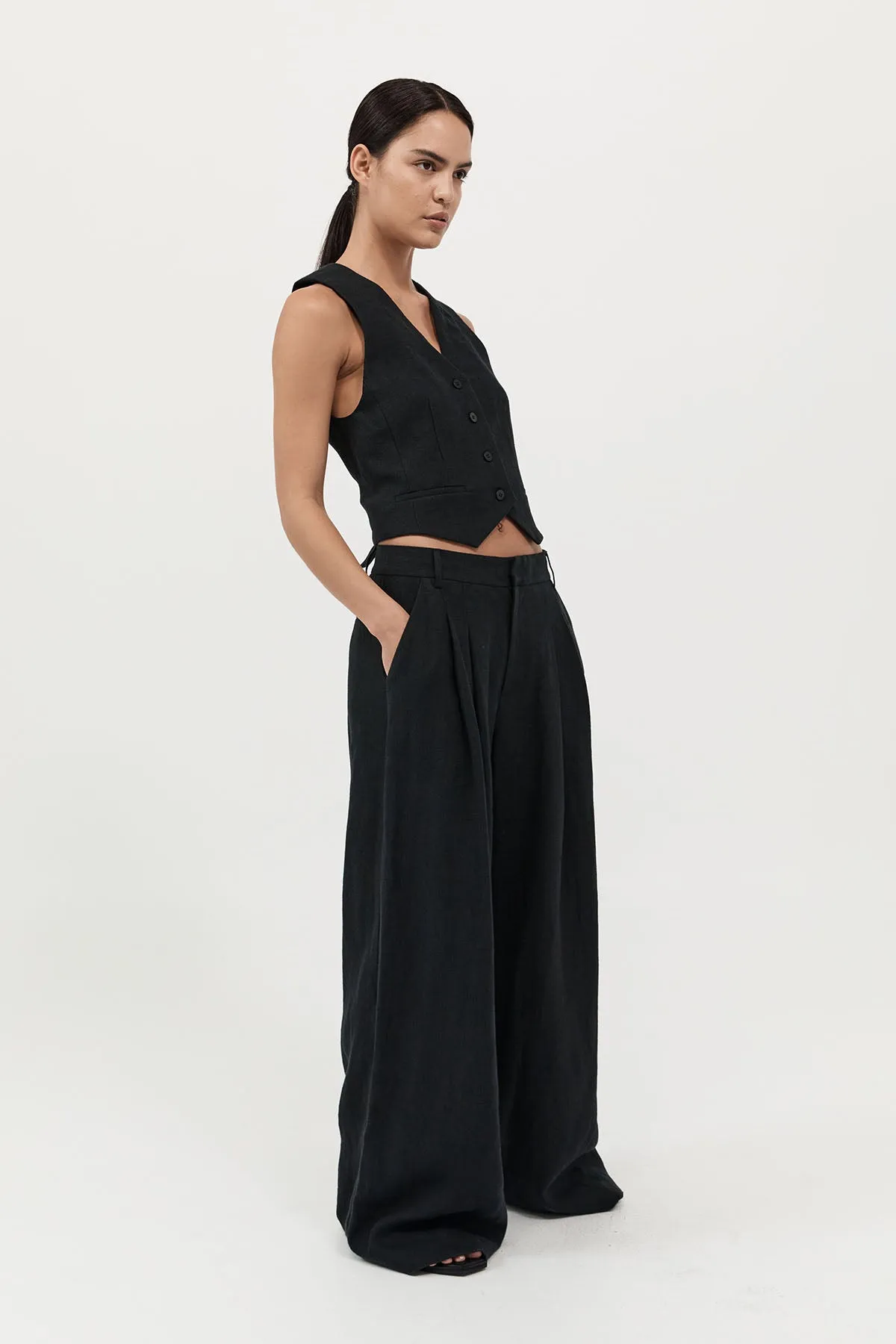 Tailored Linen Vest - Black