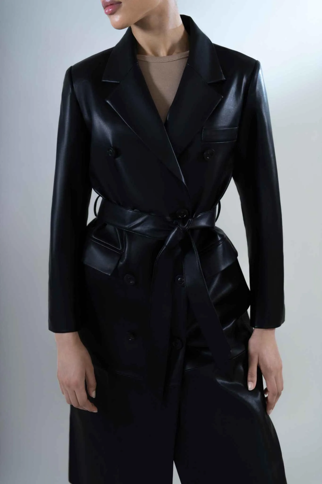 Taylor Coat in Leather